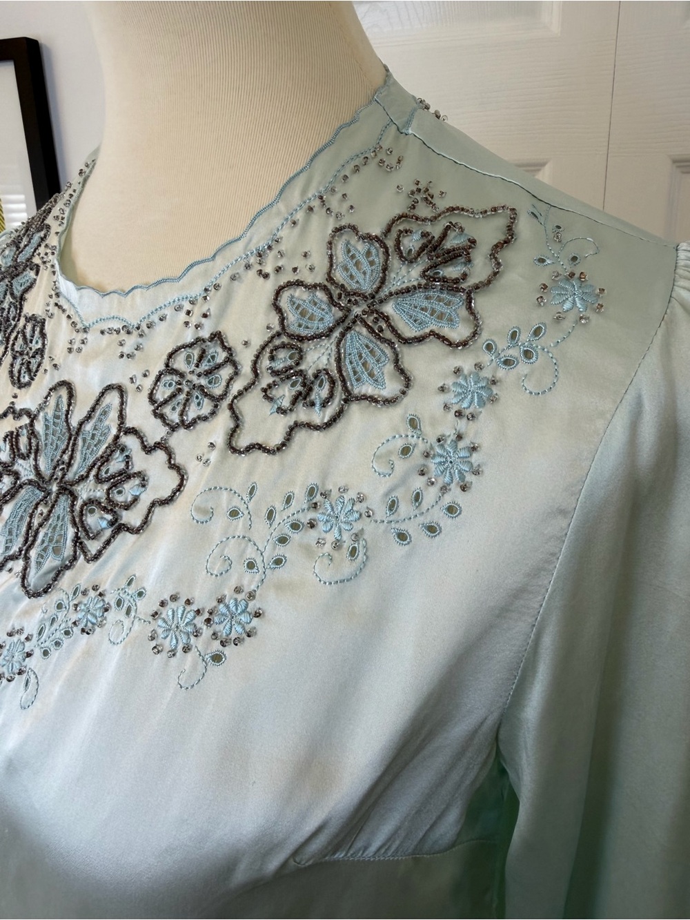Vintage Romantic Hand Embroidered Silk Blouse - Picture 4 of 14